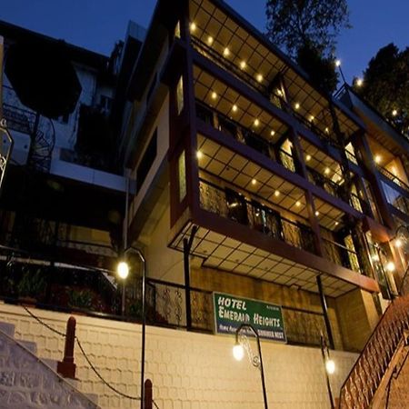 Hotel Emerald Heights 穆索里 外观 照片