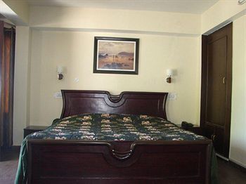 Hotel Emerald Heights 穆索里 外观 照片